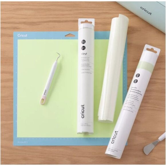 Cricut Glow in the Dark 12"X24" Iron-on Vinyl White - Picture 14 of 15